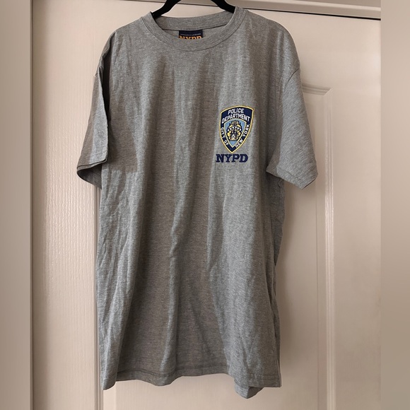 NWT nypd grey tee shirt size large - Picture 1 of 4